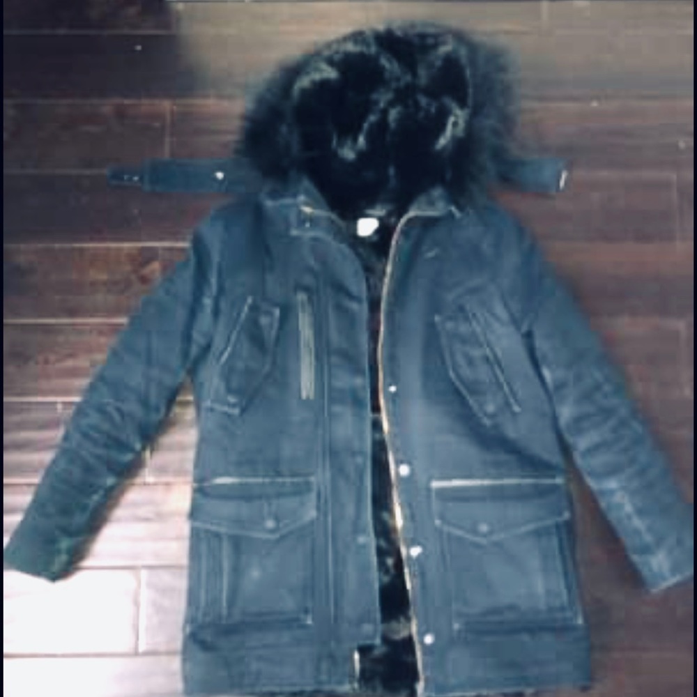 Winter faux fur coat - Picture 2 of 2